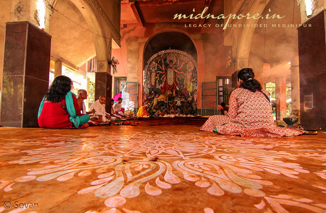 গোপালপুর চৌধুরীদের দুর্গোৎসব, পটাশপুর। 