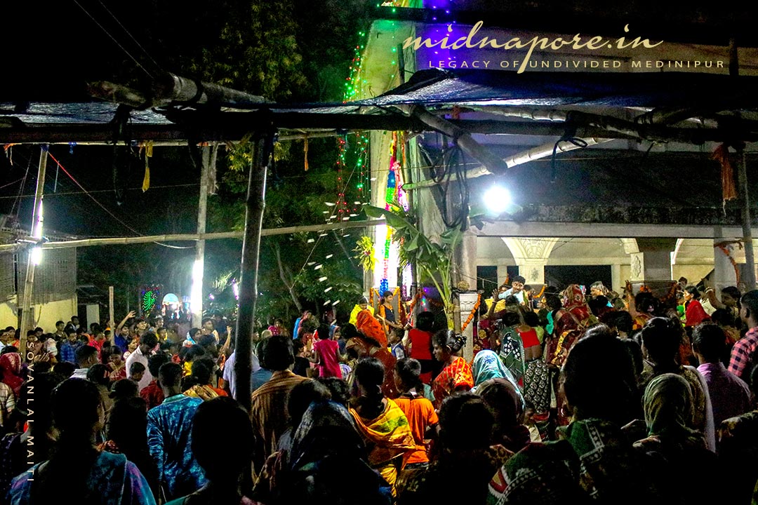গোপালপুর চৌধুরীদের দুর্গোৎসব, পটাশপুর। 