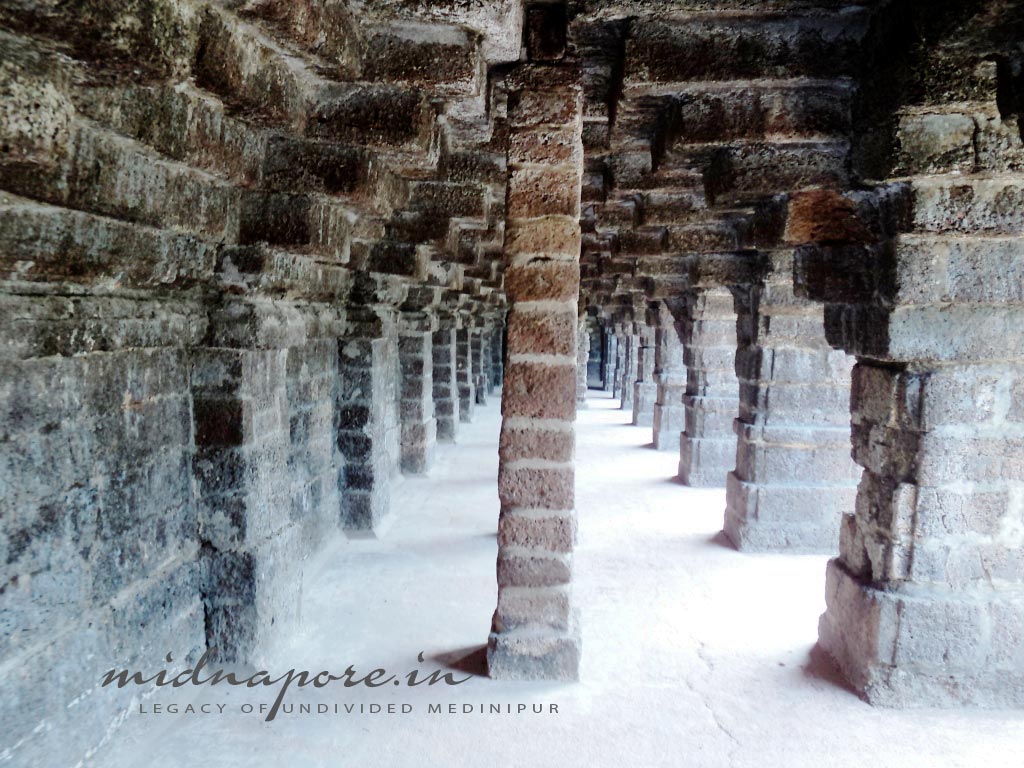 কুরুমবেড়া দুর্গ | Kurumbera fort, Gaganeshwar, Keshiari 
