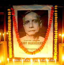 CELEBRATING MEMORABLE DAYS, স্মরণীয় দিনগুলি উদযাপন, यादगार दिन मनाना